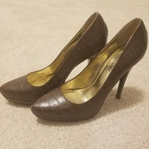 Colin Stuart Brown high heels Size 11